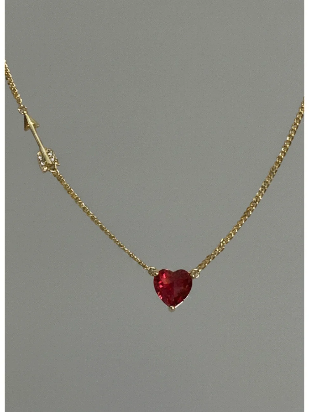 Kate Spade Red Heart Pendant and Arrow Detail